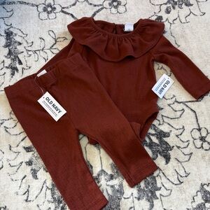 Old Navy Maroon Baby Set